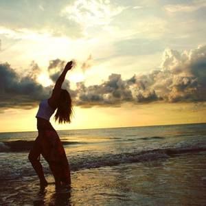 Meet your Posher, Caitlyn